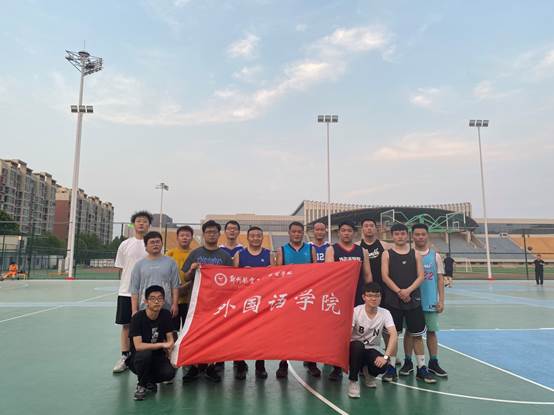 说明: C:\Users\Administrator\Desktop\新闻稿\师生篮球赛\1.jpg 说明: C:\Users\Administrator\Desktop\新闻稿\师生篮球赛\1.jpg
