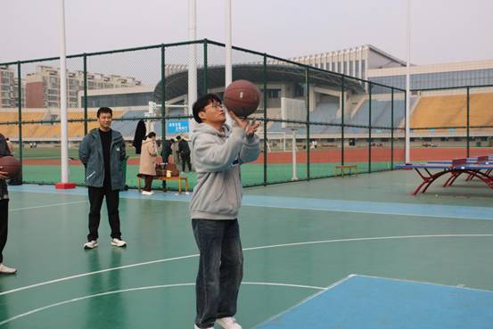 说明: IMG_0490 说明: IMG_0490