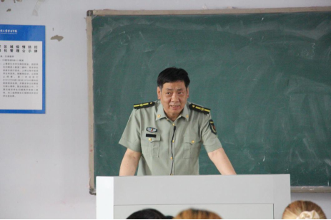 (撰稿人李金隆审核人董利江)此次宣讲会进一步推动了大学生应征入伍